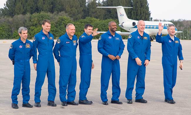 Weather Outlook for Tomorow's Shuttle Launch Worsens